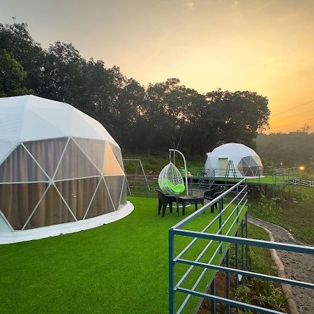 Wildglamps Athirappilly Hotel Exterior photo